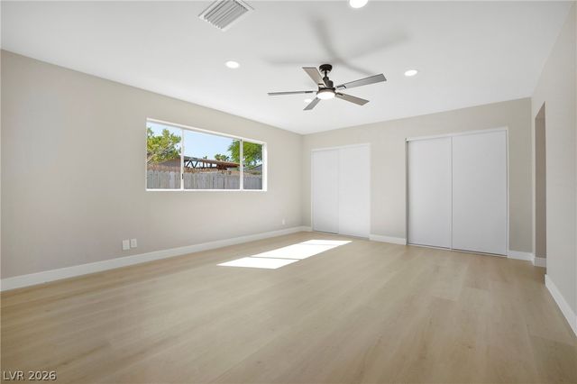 324 Lakehurst Road, Las Vegas, NV 89145