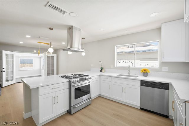 324 Lakehurst Road, Las Vegas, NV 89145