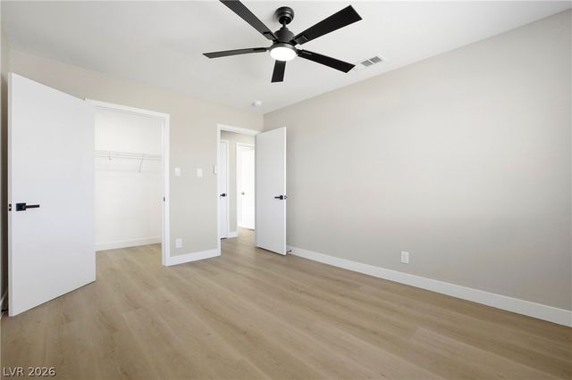 324 Lakehurst Road, Las Vegas, NV 89145