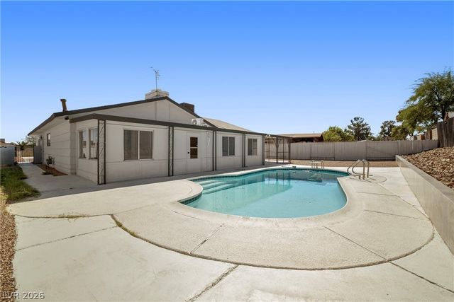 324 Lakehurst Road, Las Vegas, NV 89145