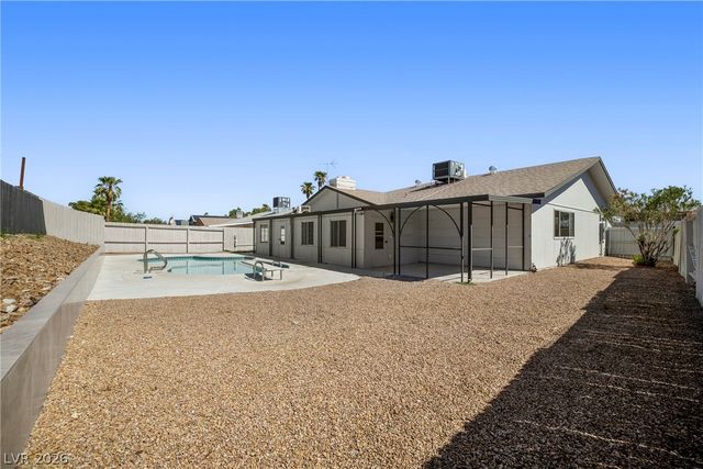 324 Lakehurst Road, Las Vegas, NV 89145