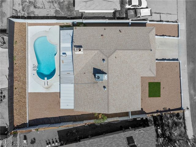 324 Lakehurst Road, Las Vegas, NV 89145