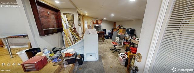 2002 Burr Oak Lane, Lindenhurst, IL 60046