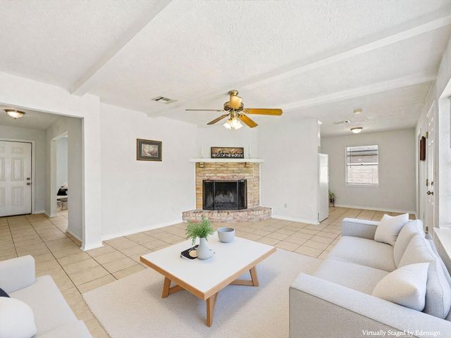 4315 Ravine Drive, Friendswood, TX 77546