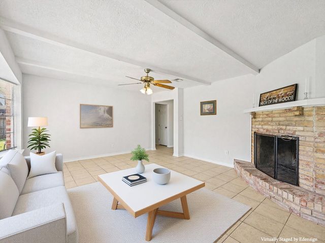 4315 Ravine Drive, Friendswood, TX 77546