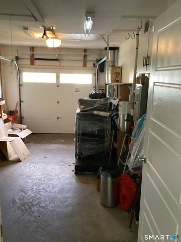 9 Washington Road, Windsor, CT 06095