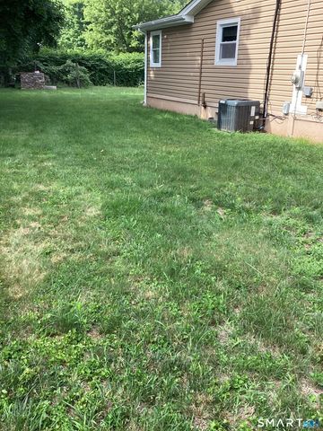 9 Washington Road, Windsor, CT 06095
