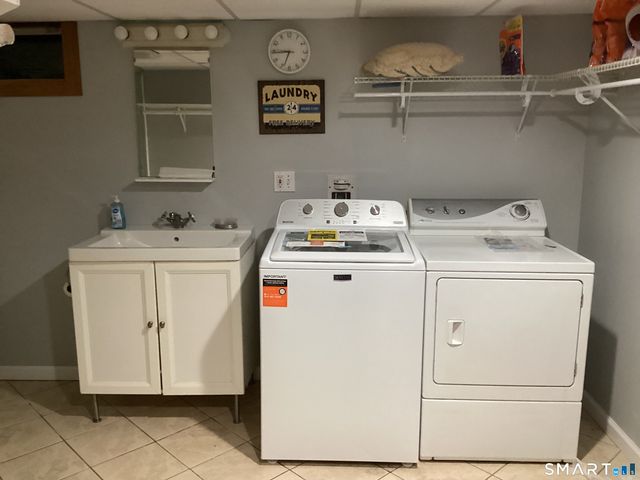 9 Washington Road, Windsor, CT 06095