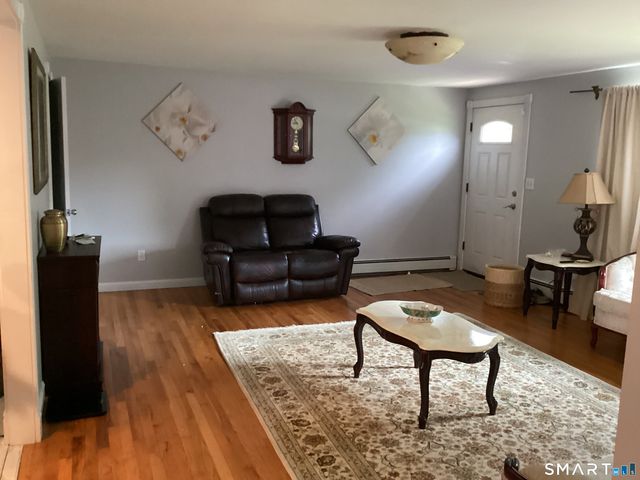 9 Washington Road, Windsor, CT 06095