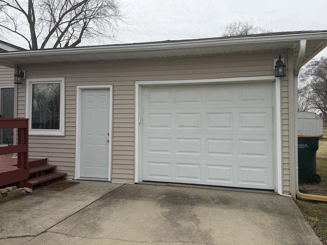 562 Gatewood DRIVE, Twin Lakes, WI 53181