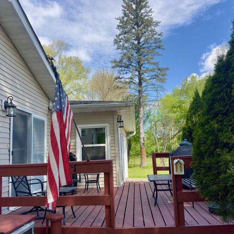 562 Gatewood DRIVE, Twin Lakes, WI 53181