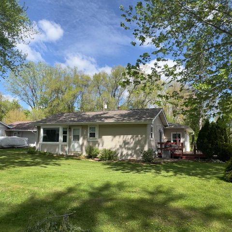 562 Gatewood DRIVE, Twin Lakes, WI 53181