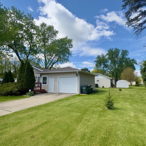 562 Gatewood DRIVE, Twin Lakes, WI 53181