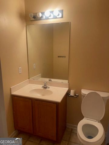 2083 Manhattan Parkway, Decatur, GA 30035