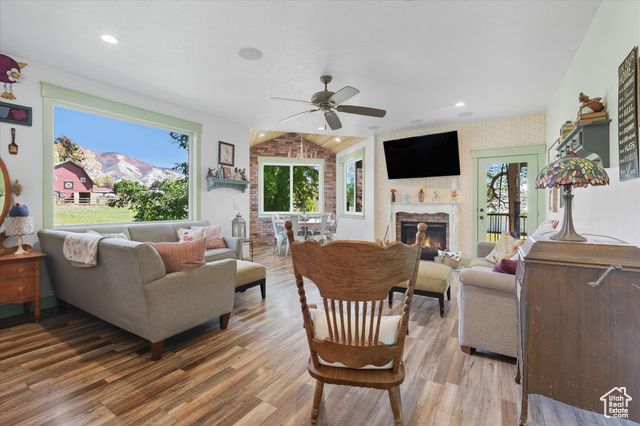 164 E 200 S, Hyde Park, UT 84318