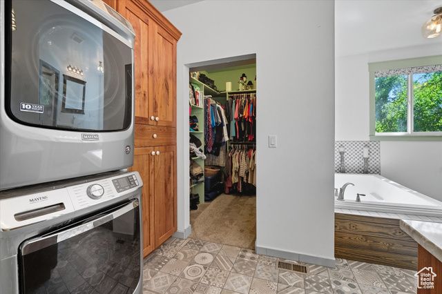 164 E 200 S, Hyde Park, UT 84318