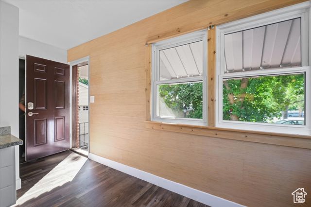 164 E 200 S, Hyde Park, UT 84318