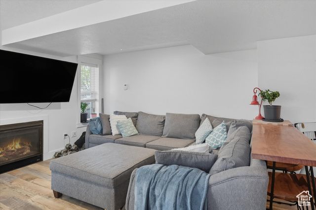 164 E 200 S, Hyde Park, UT 84318