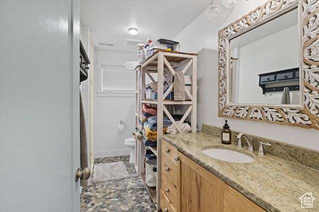 164 E 200 S, Hyde Park, UT 84318