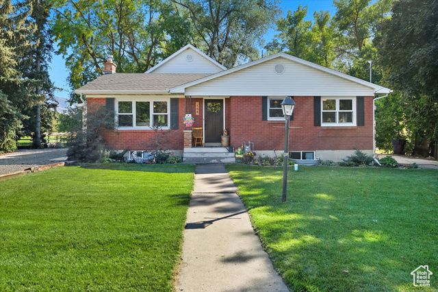 164 E 200 S, Hyde Park, UT 84318