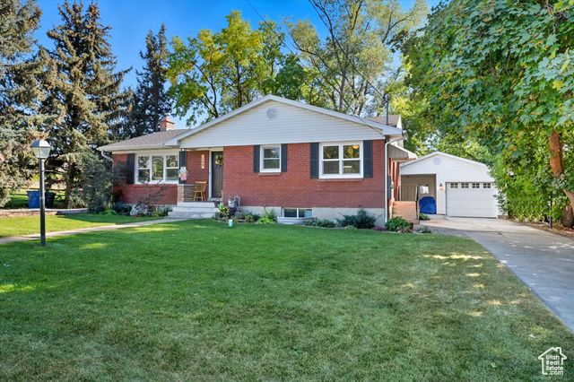 164 E 200 S, Hyde Park, UT 84318