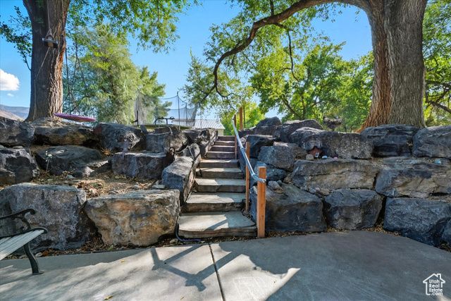 164 E 200 S, Hyde Park, UT 84318