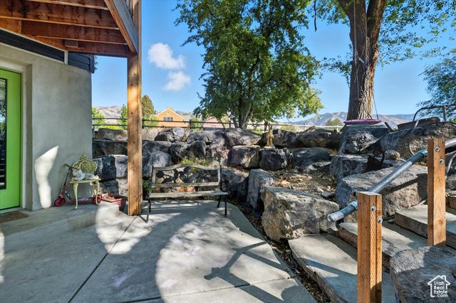 164 E 200 S, Hyde Park, UT 84318