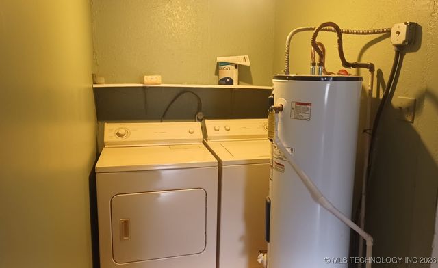 219 W Denbo Street, Catoosa, OK 74015