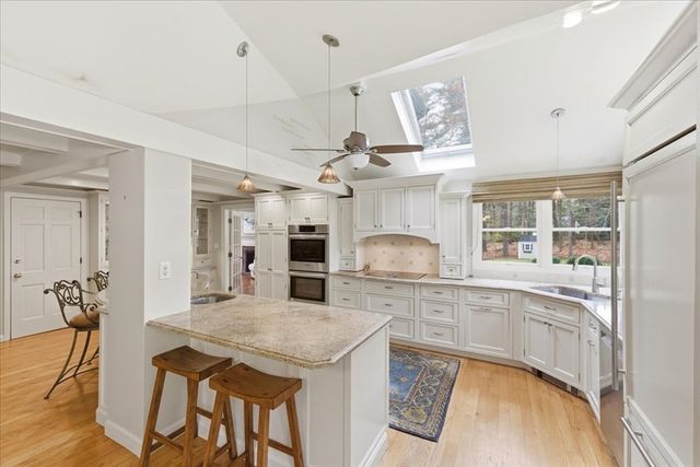 126 Flint Locke Dr, Duxbury, MA 02332