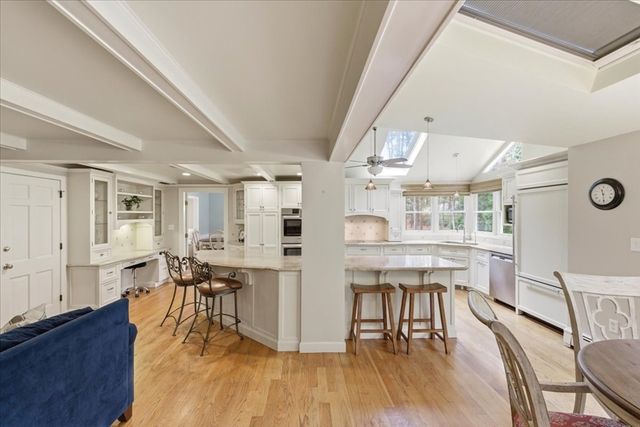 126 Flint Locke Dr, Duxbury, MA 02332