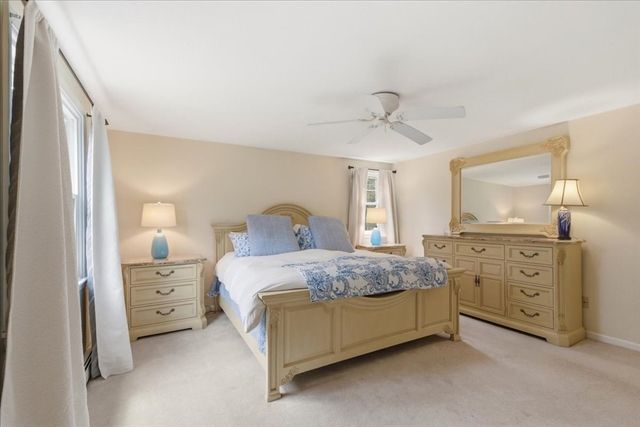 126 Flint Locke Dr, Duxbury, MA 02332