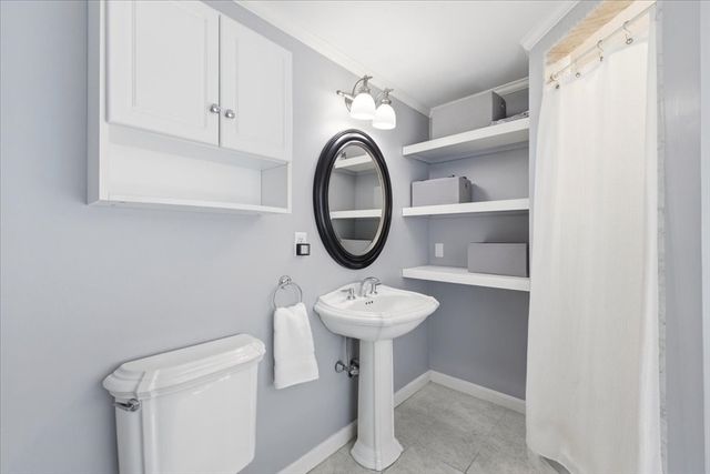 126 Flint Locke Dr, Duxbury, MA 02332