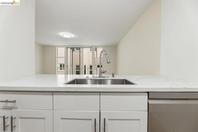 811 York St 237, Oakland, CA 94610