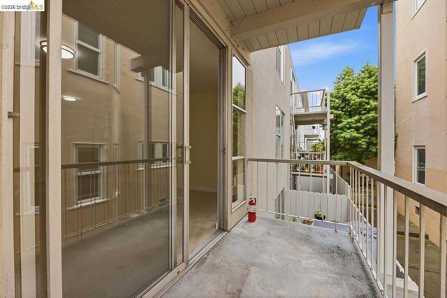 811 York St 237, Oakland, CA 94610