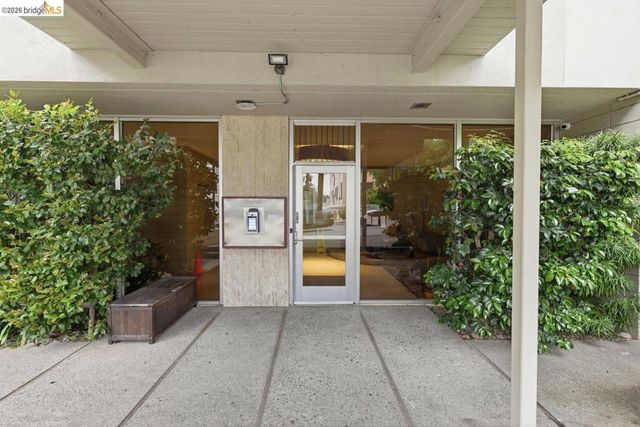 811 York St 237, Oakland, CA 94610