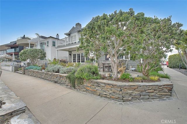 5590 E The Toledo, Long Beach, CA 90803