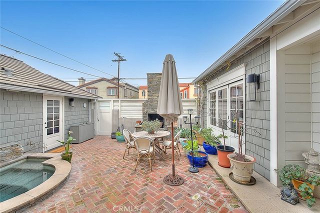 5590 E The Toledo, Long Beach, CA 90803