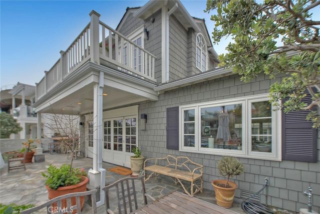 5590 E The Toledo, Long Beach, CA 90803