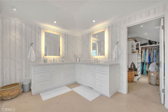 5590 E The Toledo, Long Beach, CA 90803