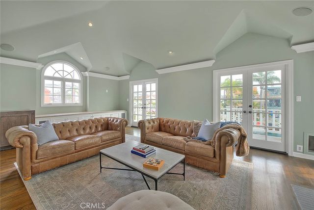 5590 E The Toledo, Long Beach, CA 90803