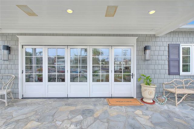 5590 E The Toledo, Long Beach, CA 90803