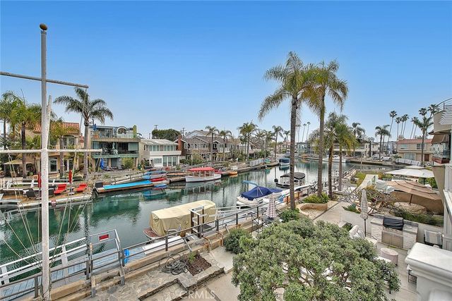 5590 E The Toledo, Long Beach, CA 90803