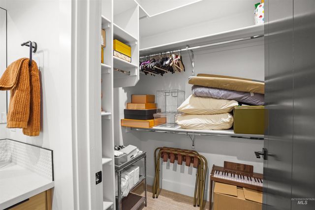 2332 S Grinberg Pl., Meridian, ID 83642