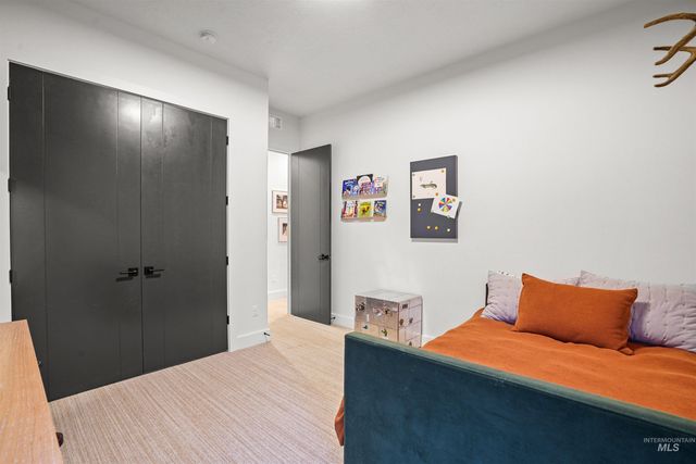 2332 S Grinberg Pl., Meridian, ID 83642