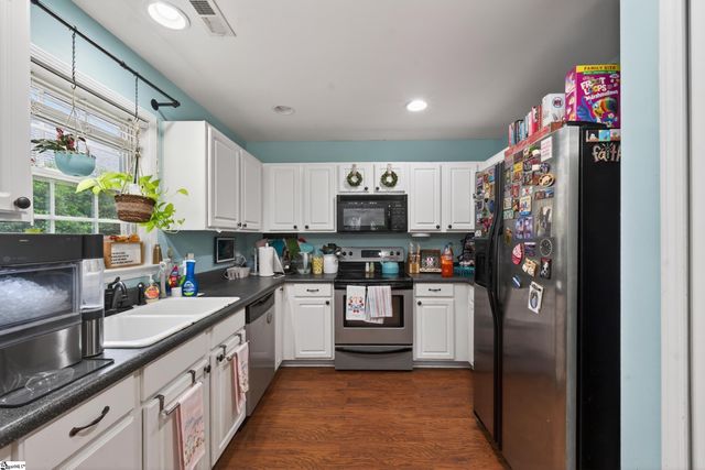 626 Thornbird Circle, Boiling Springs, SC 29316