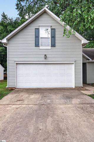 626 Thornbird Circle, Boiling Springs, SC 29316