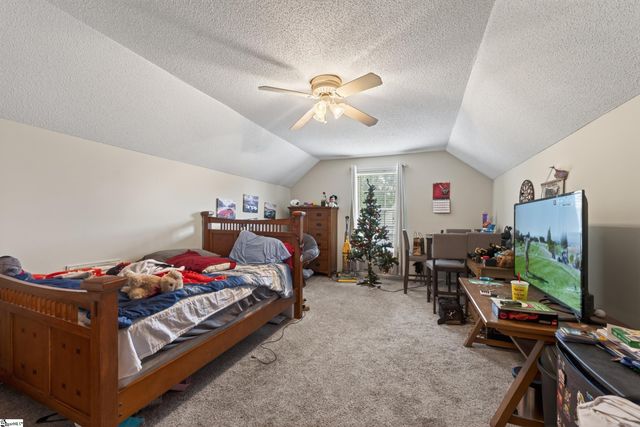 626 Thornbird Circle, Boiling Springs, SC 29316