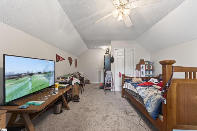 626 Thornbird Circle, Boiling Springs, SC 29316