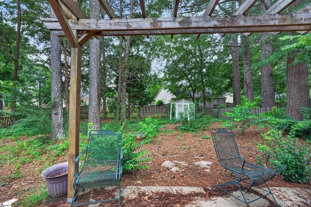 626 Thornbird Circle, Boiling Springs, SC 29316