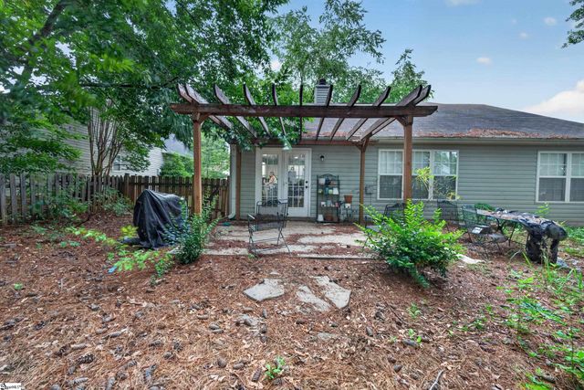 626 Thornbird Circle, Boiling Springs, SC 29316